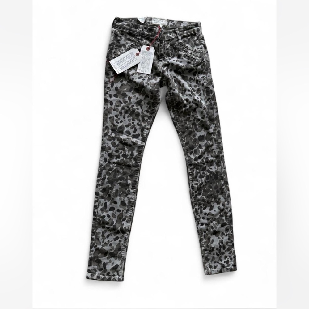 Current Elliot Leopard Print Skinny Jeans